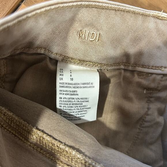 American Eagle Sz 6 Tan Women’s Stretch Shorts - Picture 4 of 5